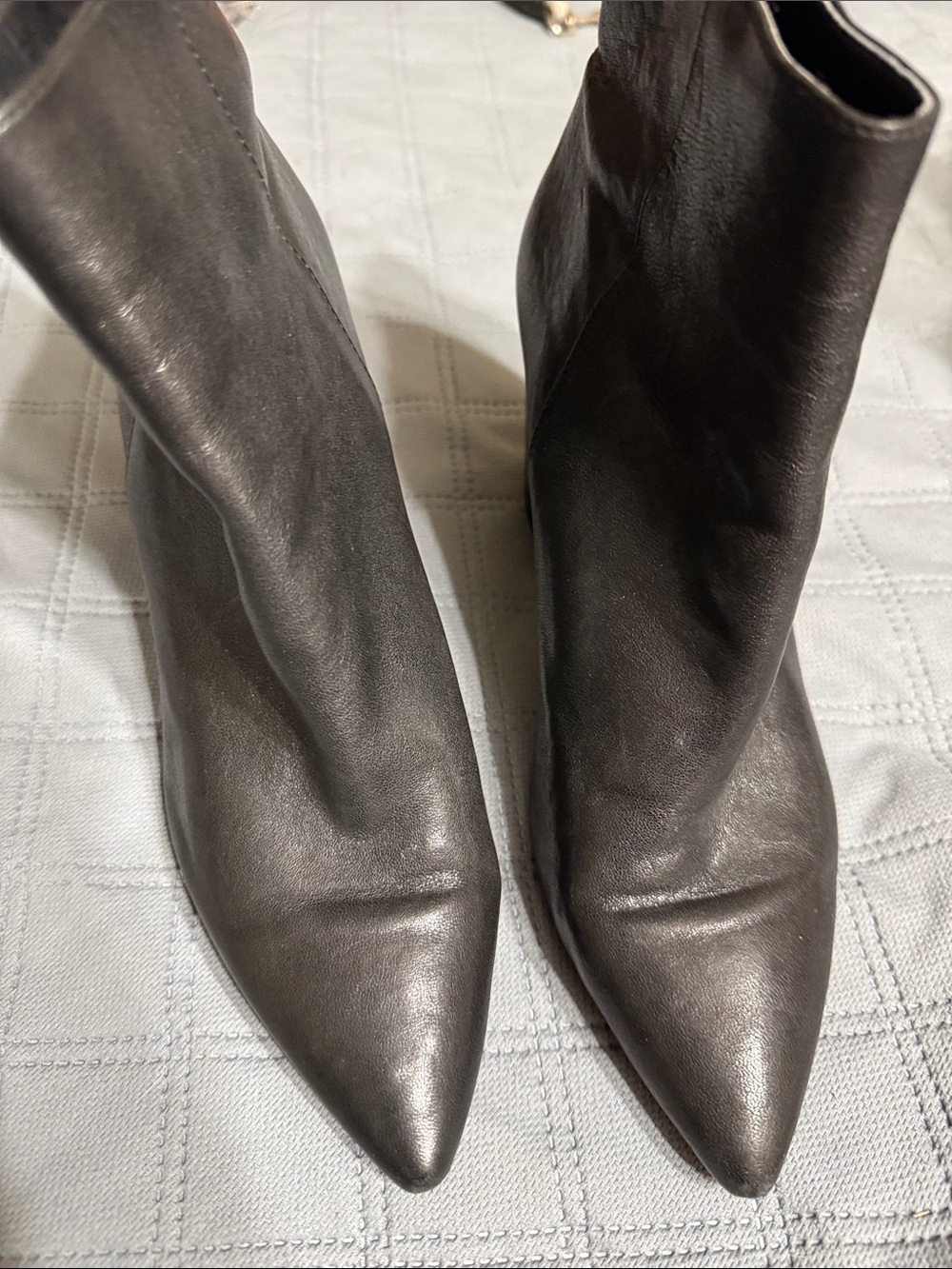 Vince Camuto Black Pointed-Toe Leather Ankle Booties